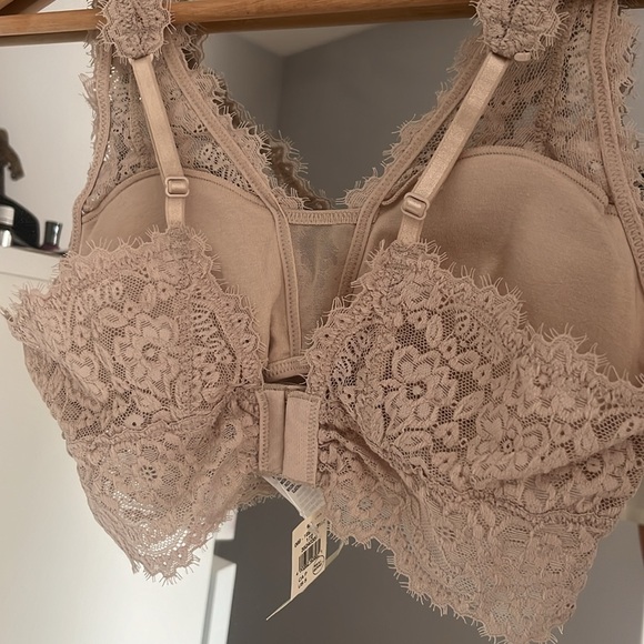 Aerie | Eyelash Lace Plunge Bralette - Picture 5 of 8